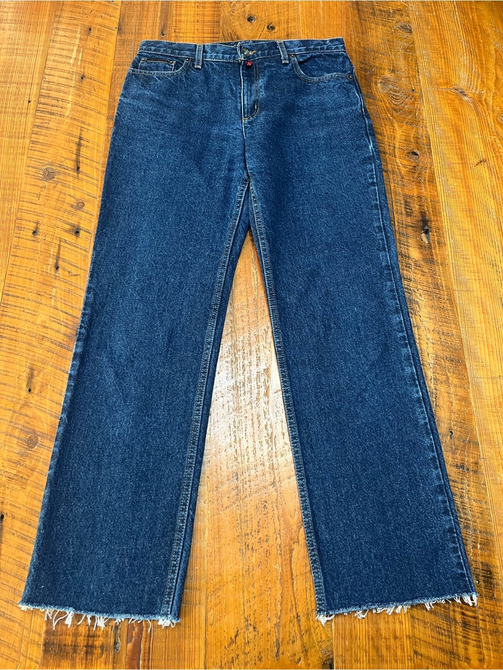 DKNY Vintage High Rise Jeans in Dark Blue Size 8